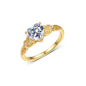 Romantic Heart Shaped Moissanite 925 Sterling Silver Ring &ndash; 925 sterling silver