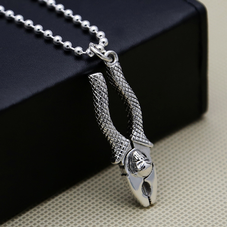 Vintage Skeleton Skull Tong 925 Sterling Silver Men Plier Pendant &ndash; 925 sterling silver