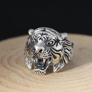 Men's Vintage White Tiger Solid 925 Sterling Silver Adjustable Ring &ndash; 925 sterling silver