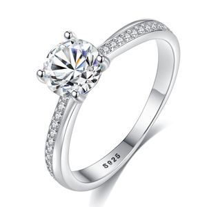 Classic Round CZ 925 Sterling Silver Ring &ndash; 925 sterling silver