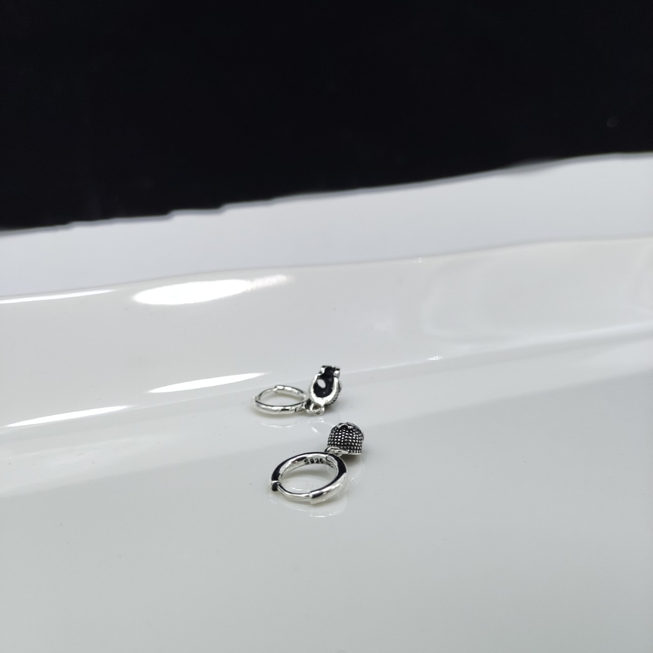 Fashion Vintage Cross Skull 925 Sterling Silver Leverback Dangling Earrings &ndash; 925 sterling silver
