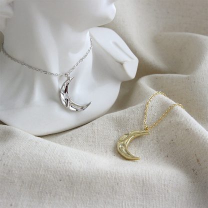 Irregular Crescent Moon Necklace
