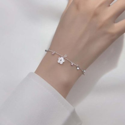 Sweet White Flower CZ 925 Sterling Silver Bracelet