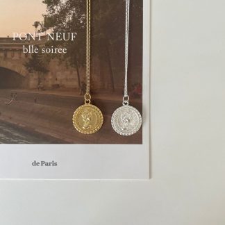Casual Elizabeth  Portrait Coin 925 Sterling Silver Necklace