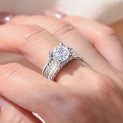 Elegant Geometric Style 925 Sterling Silver Ring with 5A Ice Flower Cut Cubic Zirconia for Women Winter Fashion Trend Micro Pave Full Diamond Wedding Engagement Jewelry