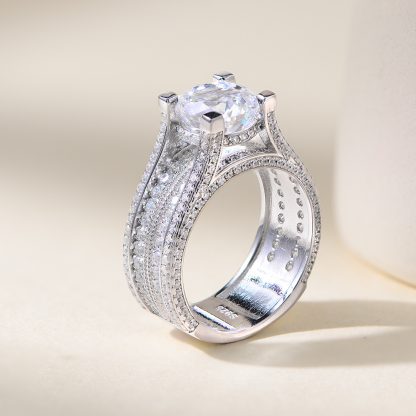 Elegant Geometric Style 925 Sterling Silver Ring with 5A Ice Flower Cut Cubic Zirconia for Women Winter Fashion Trend Micro Pave Full Diamond Wedding Engagement Jewelry