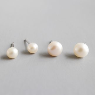 Elegant Minimalist Geometric Design Natural Freshwater Pearl 925 Sterling Silver Stud Earrings