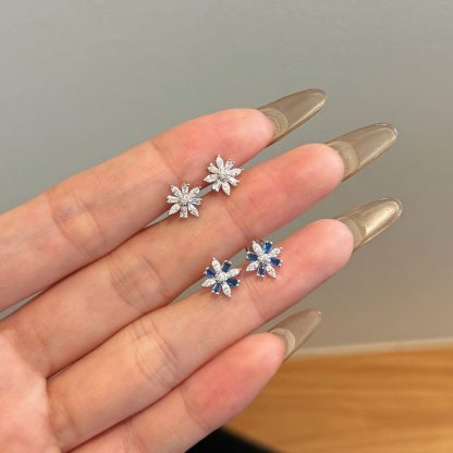Modern Beautiful CZ Snowflake 925 Sterling Silver Stud Earrings
