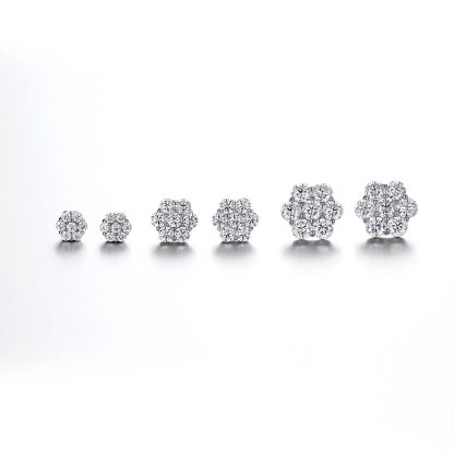 Niche Floral-Shaped Moissanite Design 925 Sterling Silver Stud Earrings