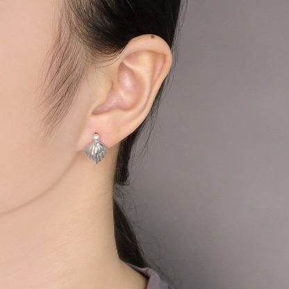 Girl Cute Shell Pearls Conch 925 Sterling Silver Hoop Earrings