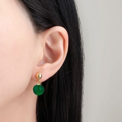 Elegant Green Chalcedony and gold-plated Ball 925 Sterling Silver Drop Earrings