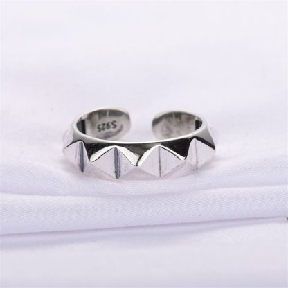 Fashion Rivet 925 Sterling Silver Adjustable Ring