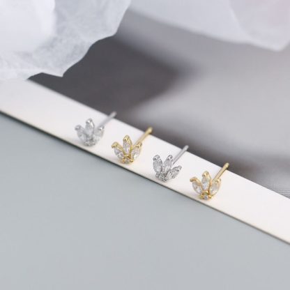New CZ Leaves Crown 925 Sterling Silver Stud Earrings