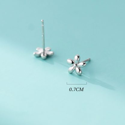 Women Elegant Modern Delicate Fashion Jewelry Five Petal Flower S925 Sterling Silver Stud Earrings