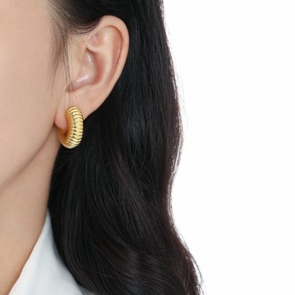 Fashion Letter C Shape Spring 999 Sterling Silver Electroforming Stud Earrings