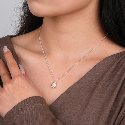 Elegant Women 925 Sterling Silver Chain Geometric Shell Pearl Pendant Necklace