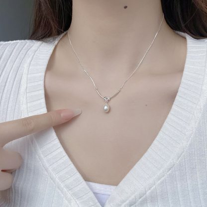 Natural Freshwater Pearl Knot Design S925 Sterling Silver Chain Necklace
