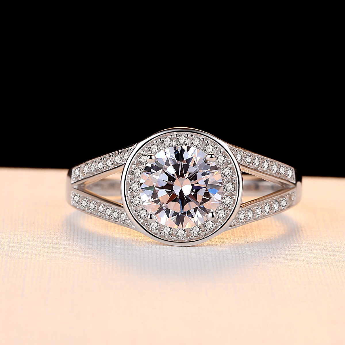 Simple CZ Round Disc 925 Silver Ring