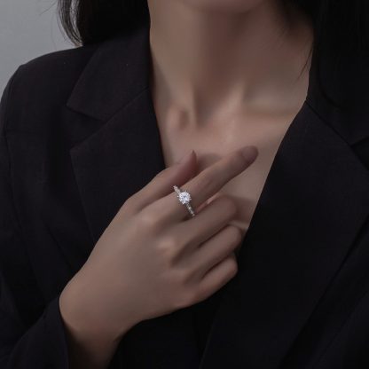 Round Brilliant Cut High Carbon Stone Center Stone Micro 925 Sterling Silver Ring